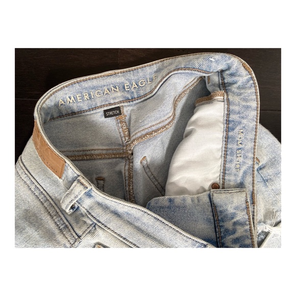 American Eagle Mom Shorts, Distressed - Picture 3 of 4